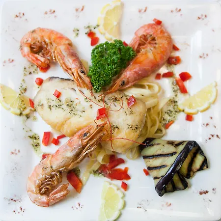 阿内托酒店 3* 卢德