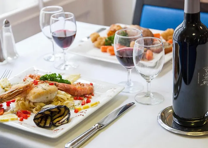 Aneto ホテル ルルド